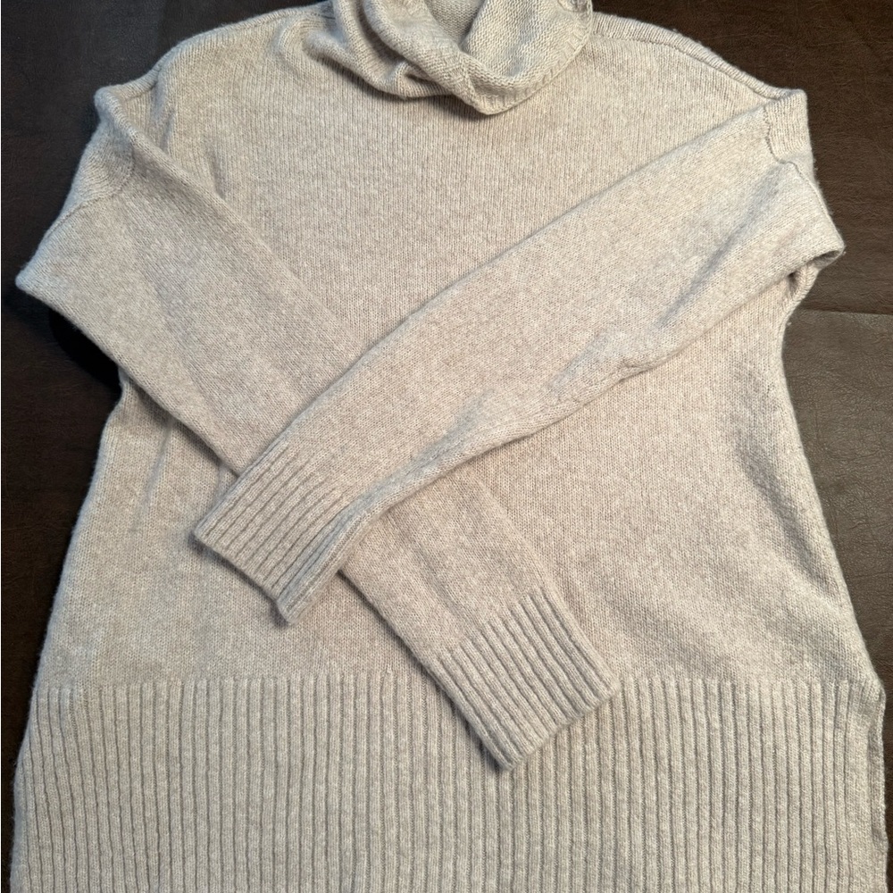 Lou & Grey Soft Cream Knit Sweater
